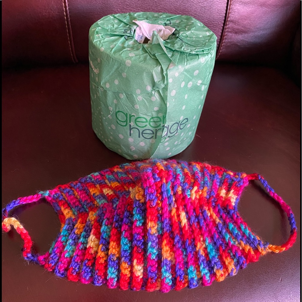 Hand-Knitted Face Mask - Picture 4 of 11